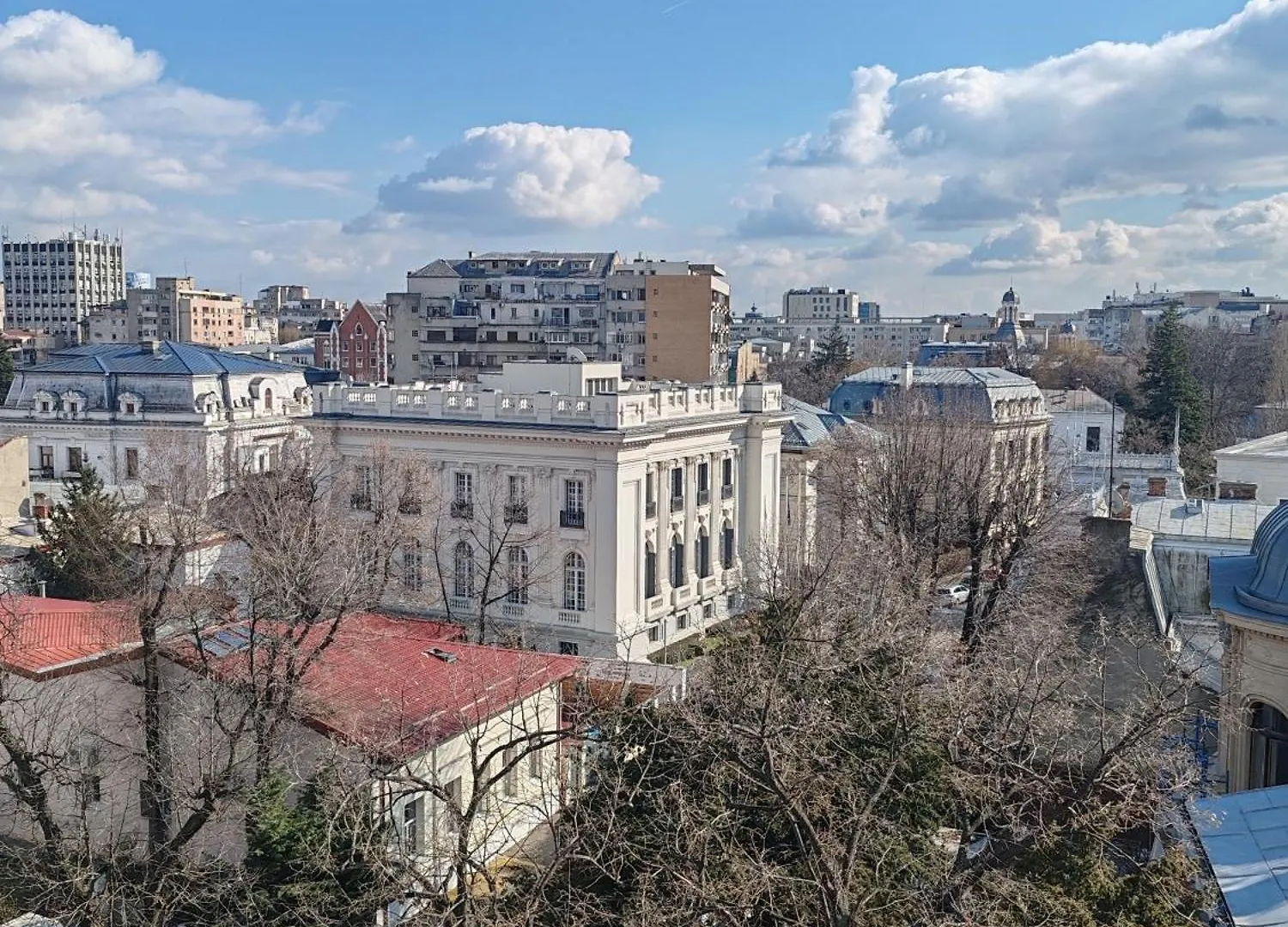 Ultracentral Romana Bucarest 0*,